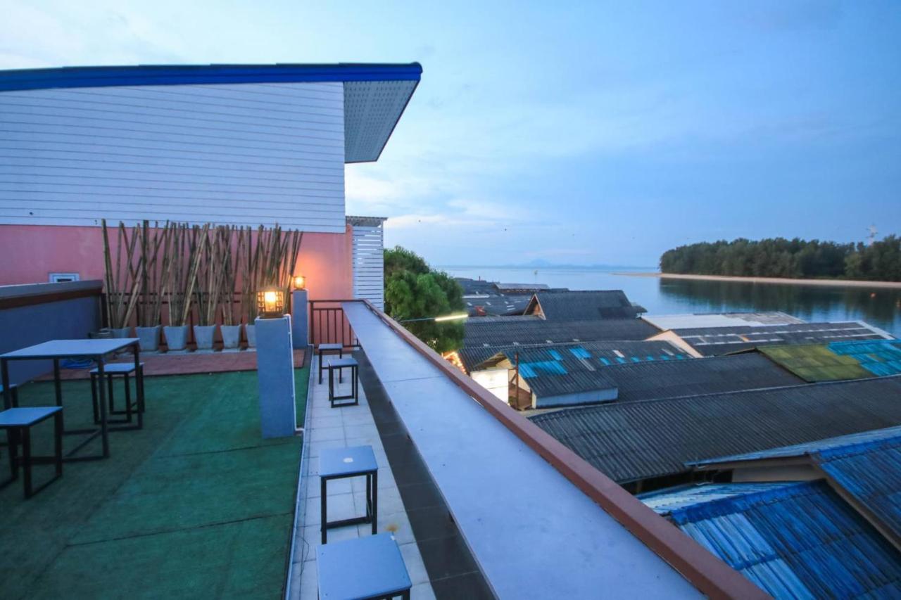 Lanta Chaolay Hostel Koh Lanta Bagian luar foto