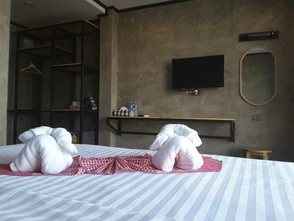 Lanta Chaolay Hostel Koh Lanta Bagian luar foto
