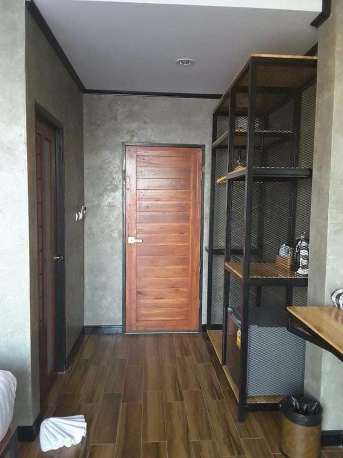 Lanta Chaolay Hostel Koh Lanta Bagian luar foto