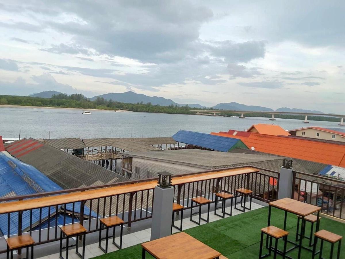 Lanta Chaolay Hostel Koh Lanta Bagian luar foto