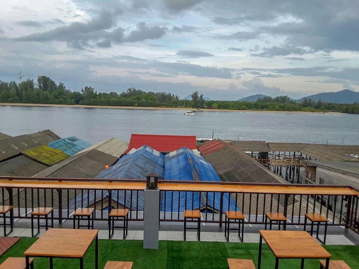 Lanta Chaolay Hostel Koh Lanta Bagian luar foto